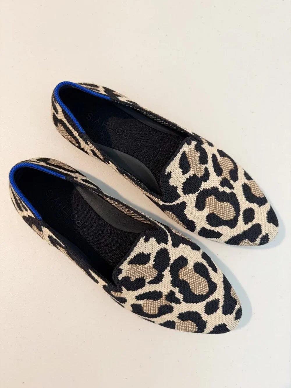 Rothys The Almond Loafer in Desert Cat Size 6.5 Leopard Print Flats Classic Chic